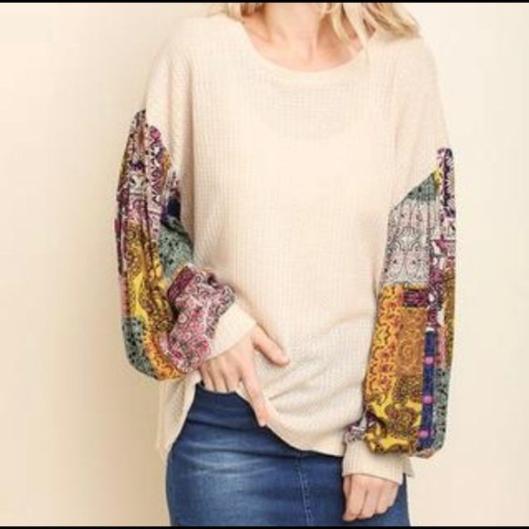 entro Sweaters - ENTRO Paisley Sleeve Top